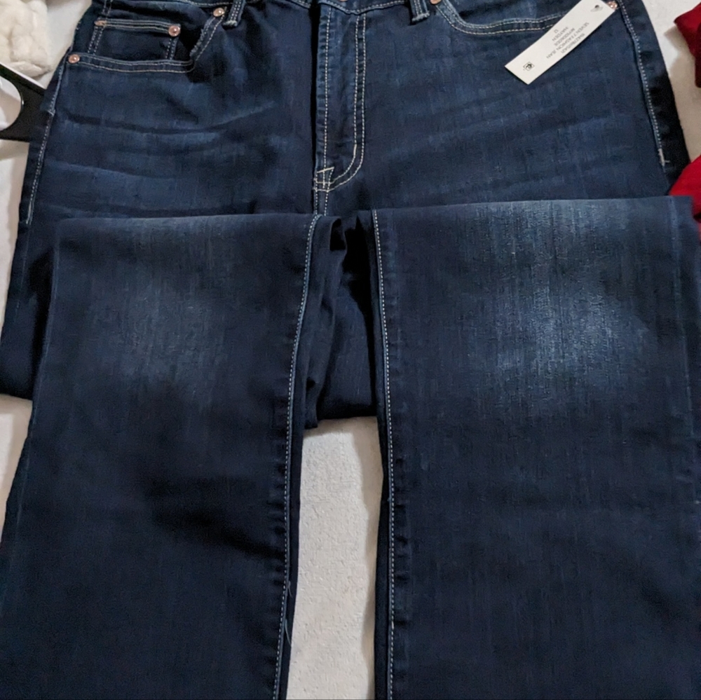 Blue jeans - Picture 8 of 9